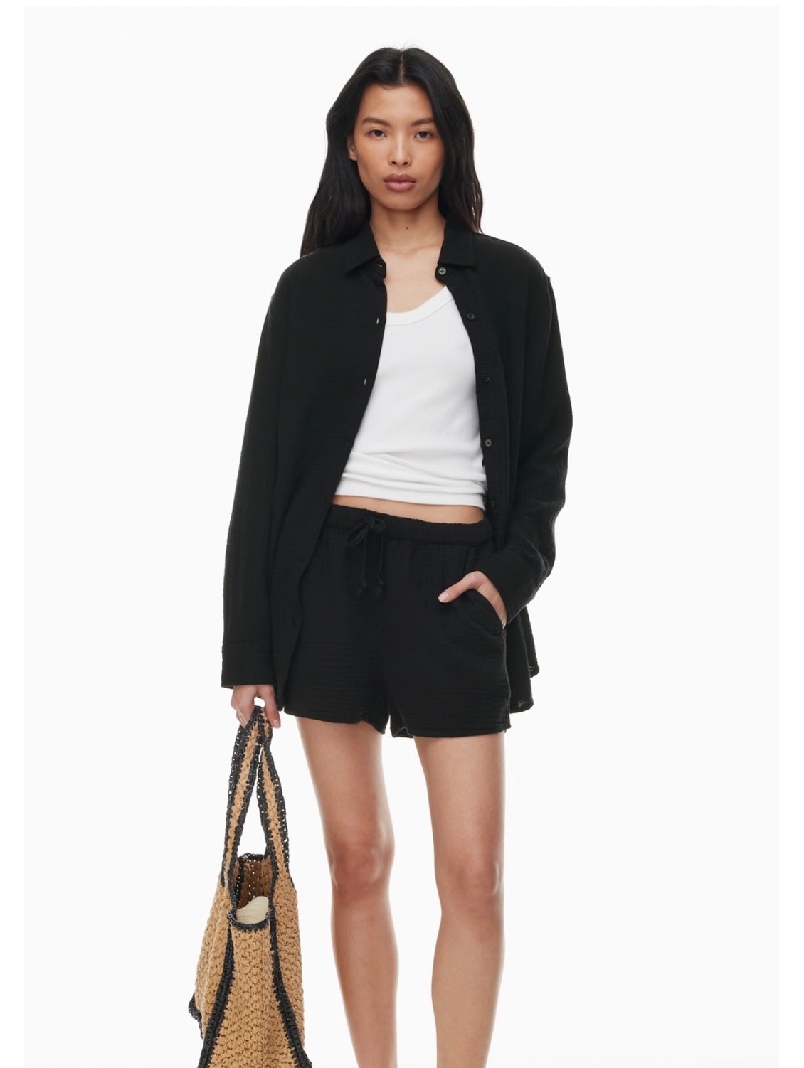 Aritzia Little Moon Black Sail Shorts Size Medium